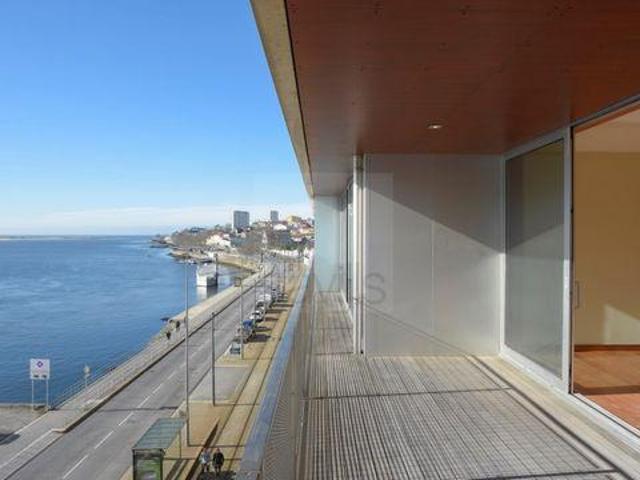 Condo 3 quarto, Porto Porto DLS98131786