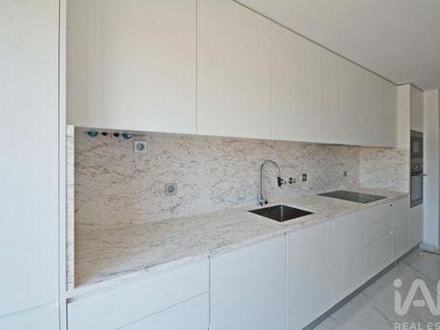 Condo 3 quarto, Seixal Setubal DLS99129973