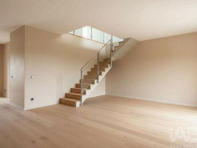 Condo 3 quarto, Seixal Setubal DS102025341