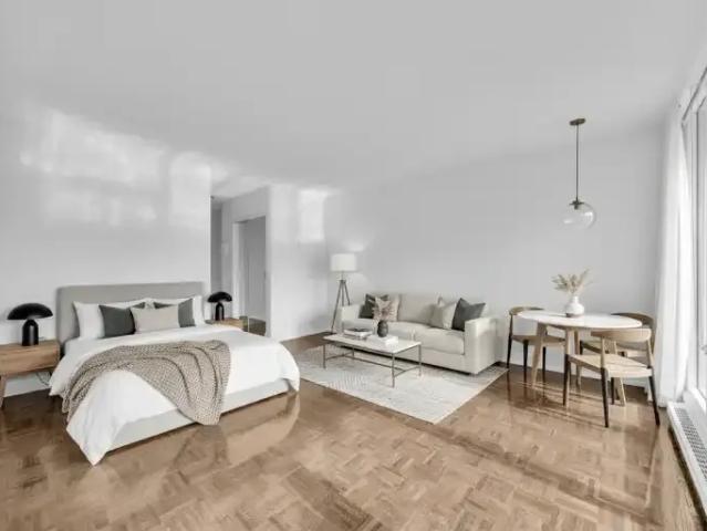 Condo Toronto ON 102715377