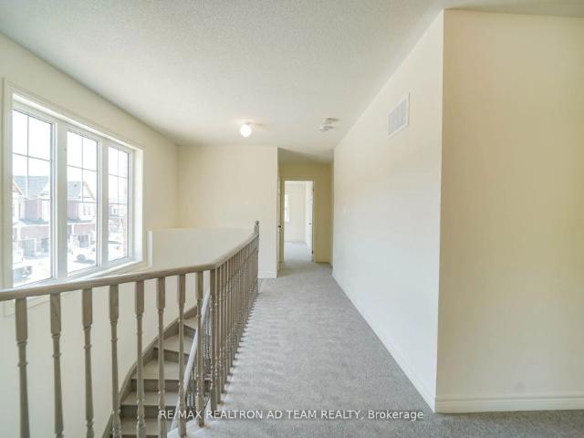 Condo Townhouse For Lease | E9014239