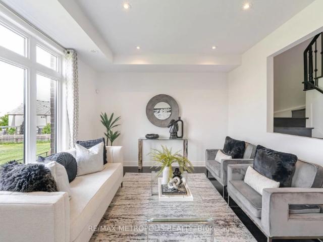 Condo Townhouse For Lease | W9246201