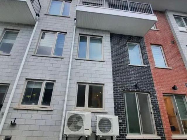 Condo Townhouse For Lease | W9249518