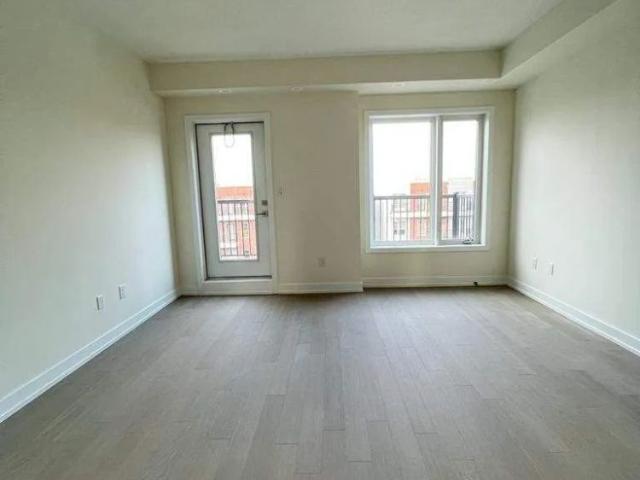 Condo Townhouse For Lease | W9251124
