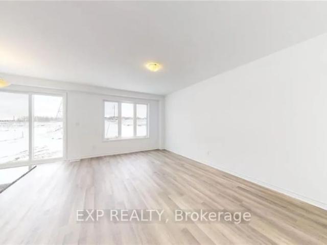 Condo Townhouse For Lease | X8411416