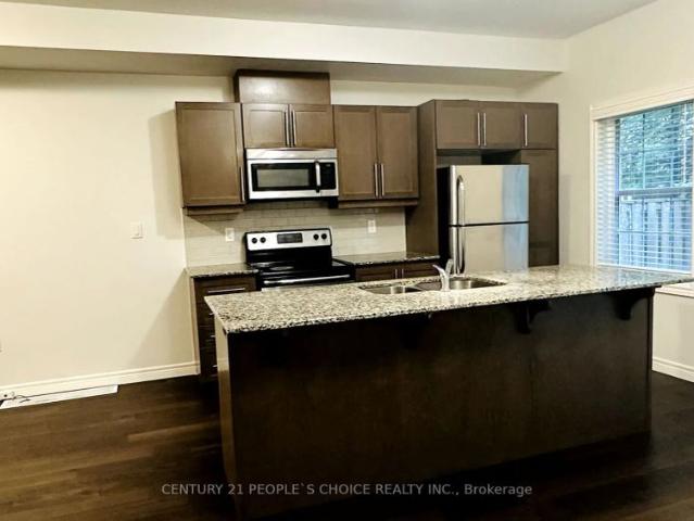 Condo Townhouse For Lease | X8458882