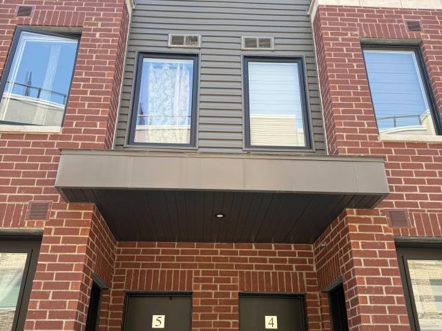 Condo Townhouse Property