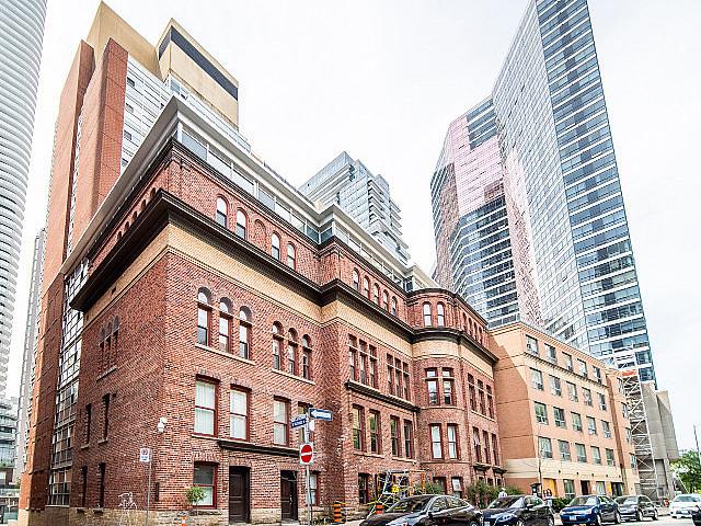 Condo Uoft Yonge And Wellesley For Sale