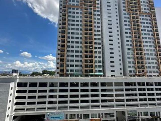 Condo Unit For Sale At OUG Parklane