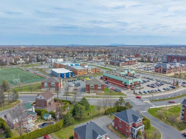 Condo à louer Candiac