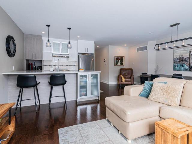 Condo à Louer 14489 Bernard Geoffrion, Pointe aux Trembles, Rivière des Prairies/Pointe aux Trembles Montréal 10 photos | Logis Québec
