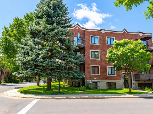 Condo à Louer 3439 rue William Tremblay, Rosemont/La Petite Patrie Montréal 15 photos | Logis Québec