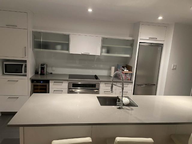 Condo à Louer 370 rue Saint André, Ville Marie Centre Ville, Vieux Montréal 13 photos | Logis Québec