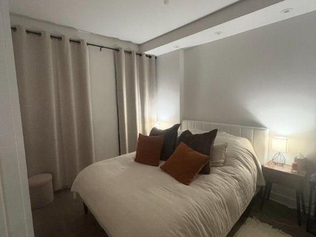 Condo à louer 3 1/2 Condo for rent 1BR Esplanade Cartier