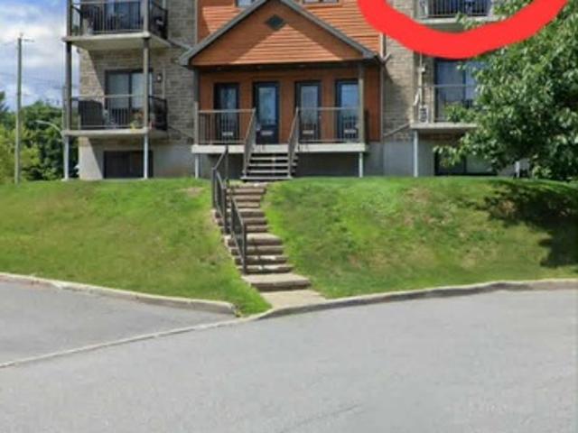 Condo à Louer 465 rue Patrick Mcgrath, Charlesbourg Québec 20 photos | Logis Québec