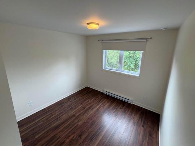 Condo à louer 4 1/2 avec terrasse privé sur le toit
