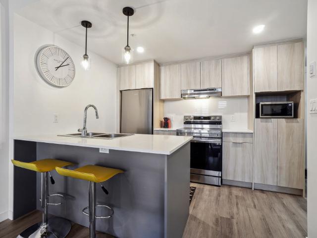 Condo à Louer 5250 Henri Bourassa Ouest, Saint Laurent Montréal 20 photos | Logis Québec