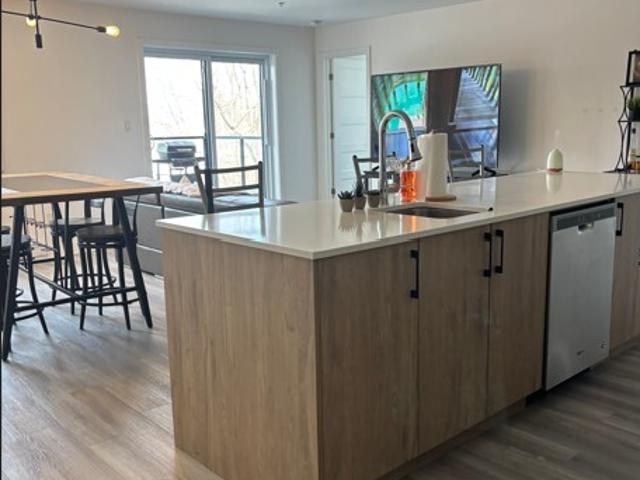Condo à Louer 95 Rue des Pianos, Sainte Thérèse 20 photos | Logis Québec