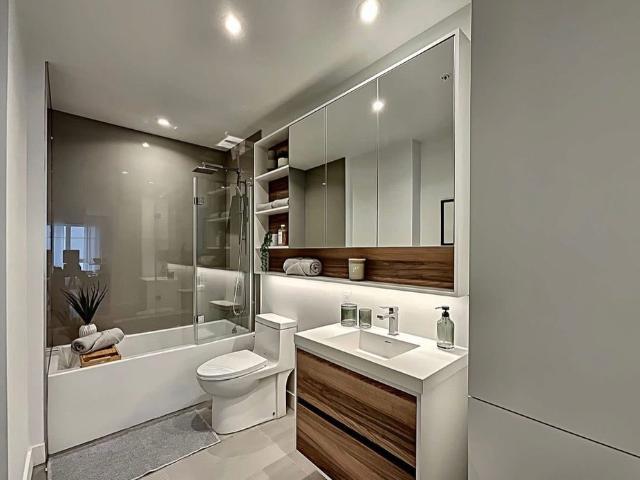 Condo à Louer 9235 Notre Dame Est, Mercier/Hochelaga Maisonneuve Montréal 8 photos | Logis Québec
