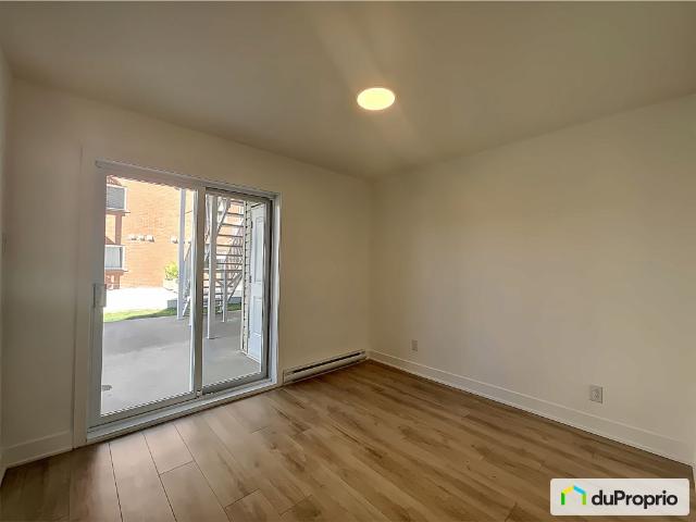 Condo à vendre Brossard 2 chambres 1 salle de bain #1086