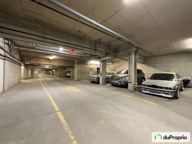 Condo à vendre Chomedey 2 chambres 1 salle de bain #1104