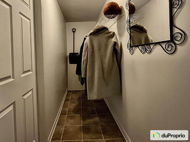 Condo à vendre Gatineau. 2 chambres 1 salle de bain #1056
