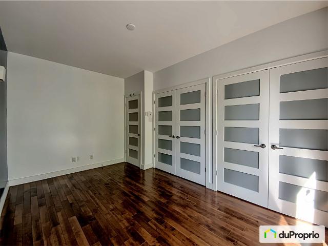 Condo à vendre Le Plateau Mont Royal 2 chambres 1 salle de bain #1076