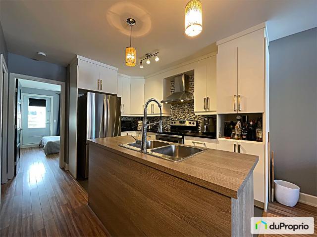 Condo à vendre Longueuil St Hubert 1 chambre 1 salle de bain #1094
