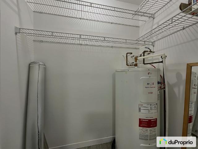 Condo à vendre Longueuil St Hubert 1 chambre 1 salle de bain #1102