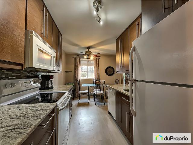 Condo à vendre Longueuil St Hubert 2 chambres 1 salle de bain #1086