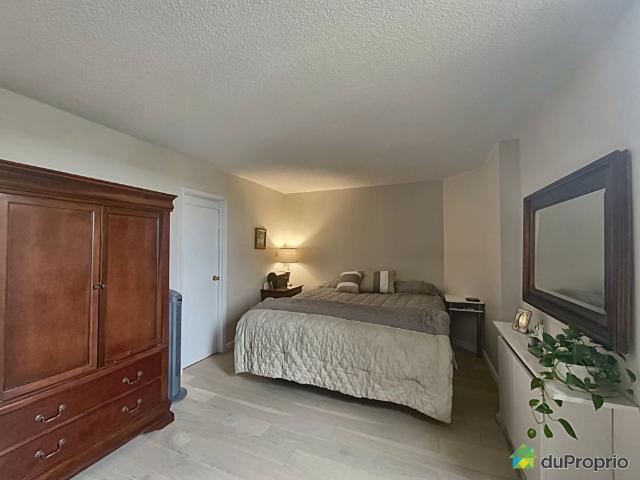 Condo à vendre Saint Laurent 2 chambres 2 salles de bain #1004