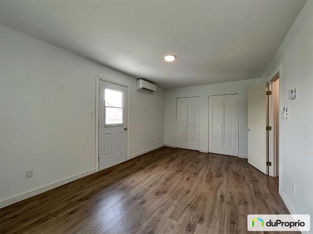 Condo à vendre Sherbrooke Jacques Cartier 2 chambres #1108