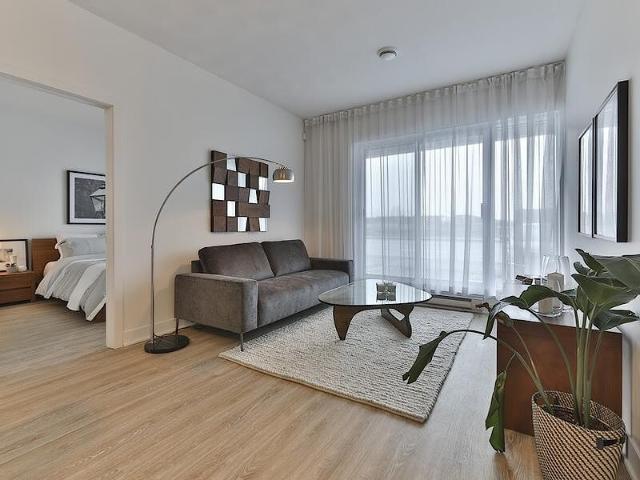Condo apartment for rent in ville St Laurent