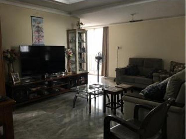 Condo available for purchase close to LRT station and Taipan area