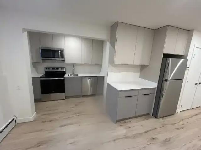 Condo Calgary AB 102272366