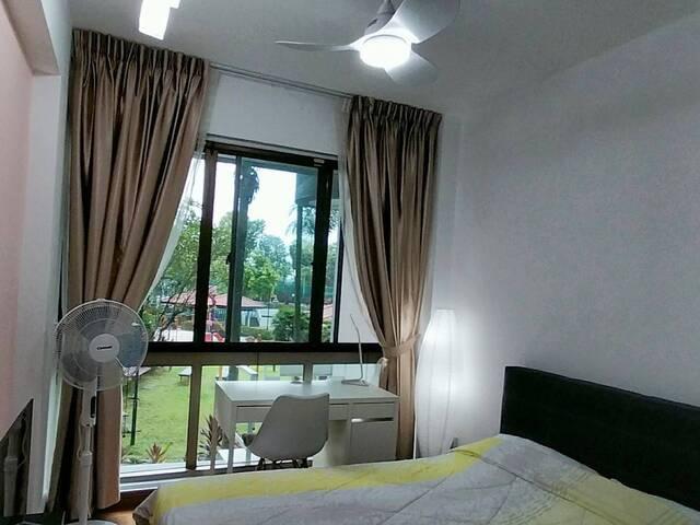 Condo Common Room w/Private Bathroom, Khatib MRT