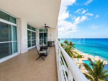 Condo de 3 recámaras frente al mar en renta en la Zona Norte de Cozumel