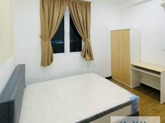 Condo: Drive to Work I Room at Bukit Serdang