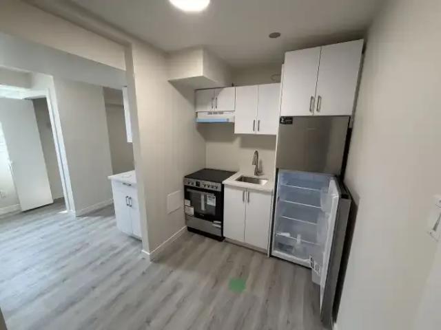Condo Edmonton AB 104401684