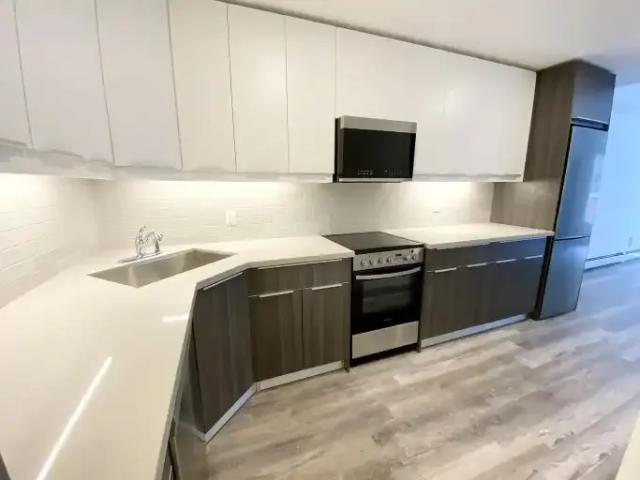 Condo Edmonton AB 104180641
