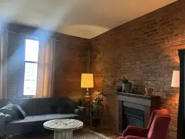 Condo Edmonton AB 105087465
