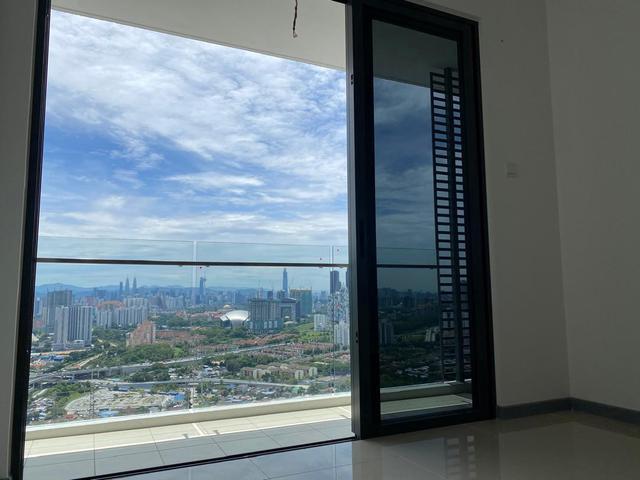 Condo facing KL skyline view