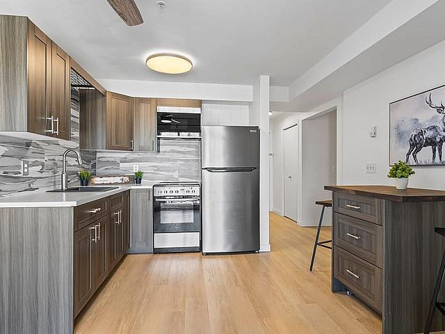 Condo For Sale $162,900! Recent Renos+low Condo Fees!