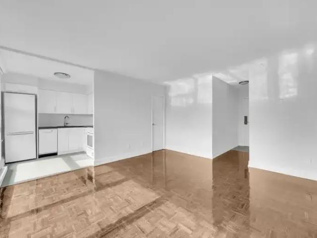 Condo For Rent Toronto ON 1895 ES102715377