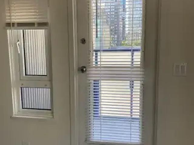 Condo For Rent Vancouver BC 1300 ES103879246