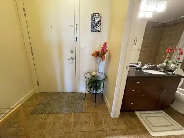 Condo For Rent Calgary AB 1500 ES104681847