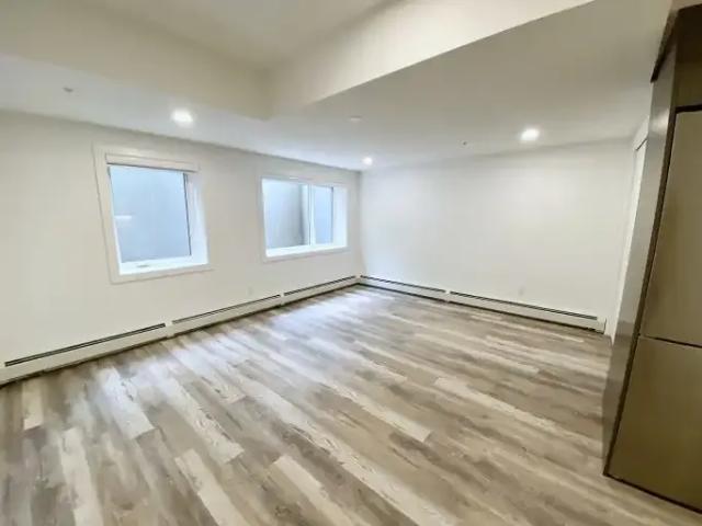 Condo For Rent Edmonton AB 1250 ES104181311