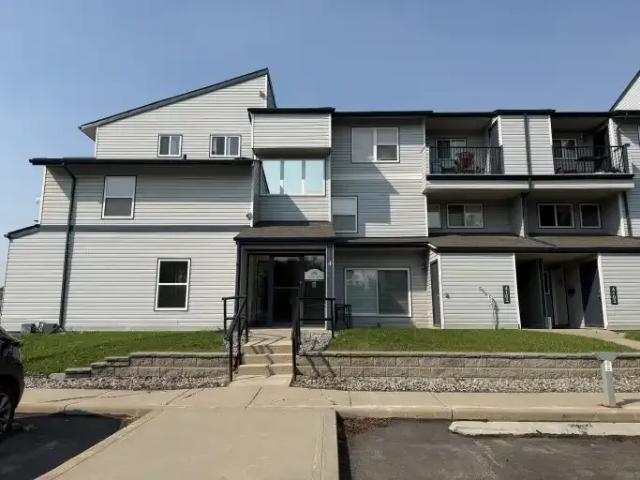 Condo Grande Prairie AB 104598122