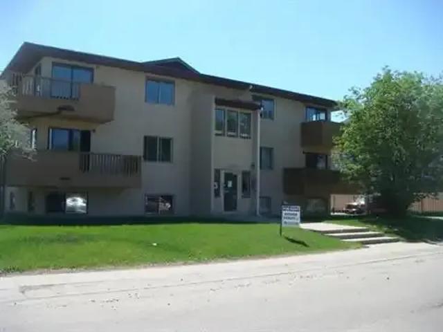 Condo Grande Prairie AB 104991545