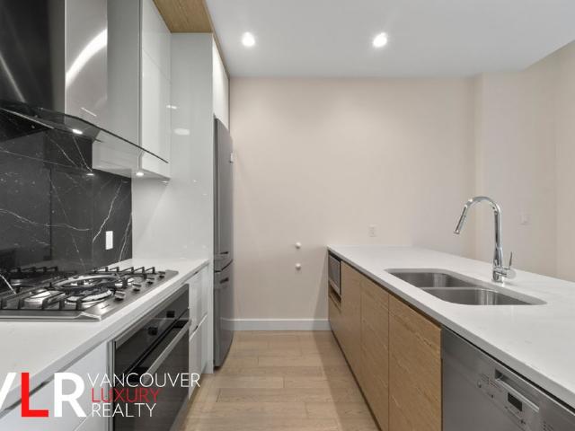 Condo in Vancouver West Side, BC